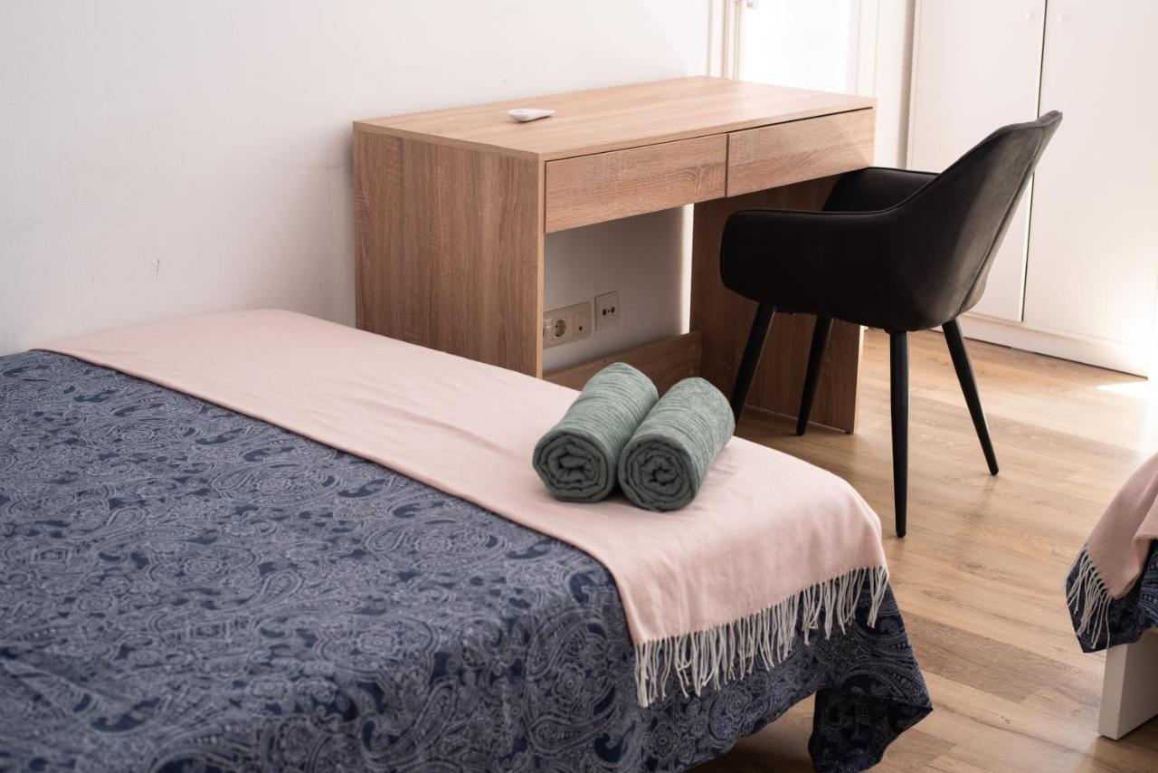 By Port Vell Rooms Barcelona Buitenkant foto